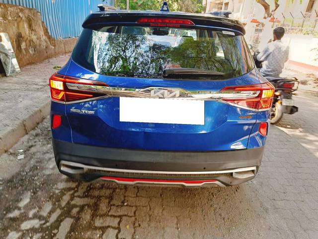 https://images10.gaadi.com/usedcar_image/4581129/original/processed_bc89c4206b58cd5e894ea60375055c0e.jpg?imwidth=6401