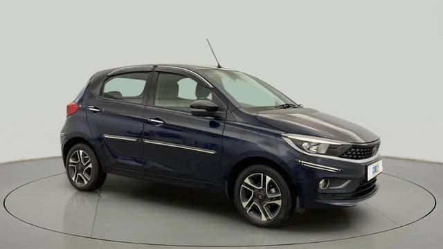 https://images10.gaadi.com/usedcar_image/4581135/original/f5f70d00ded9becd312e466ae81dffab.jpg?imwidth=6400