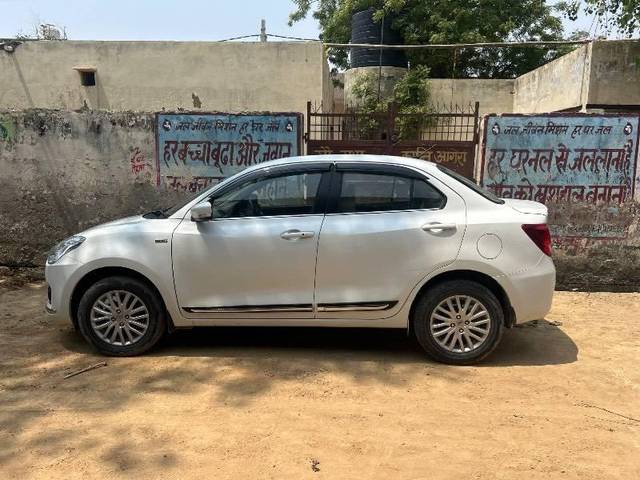 https://images10.gaadi.com/usedcar_image/4581191/original/processed_043e5fdd-788b-4442-a9b5-50376b201011.jpeg?imwidth=6401