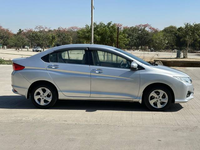 https://images10.gaadi.com/usedcar_image/4581194/original/475fb7c00a94be0fbe710718abdb7928.jpg?imwidth=6401