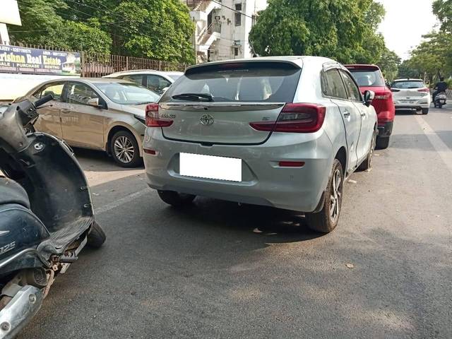 https://images10.gaadi.com/usedcar_image/4581204/original/processed_1b4c92f8-7028-46b0-919d-6fb001e3e48b.jpg?imwidth=6401