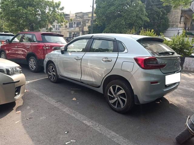 https://images10.gaadi.com/usedcar_image/4581204/original/processed_836aebaa-14ed-4864-9eff-35c5e1ec1a10.jpg?imwidth=6402