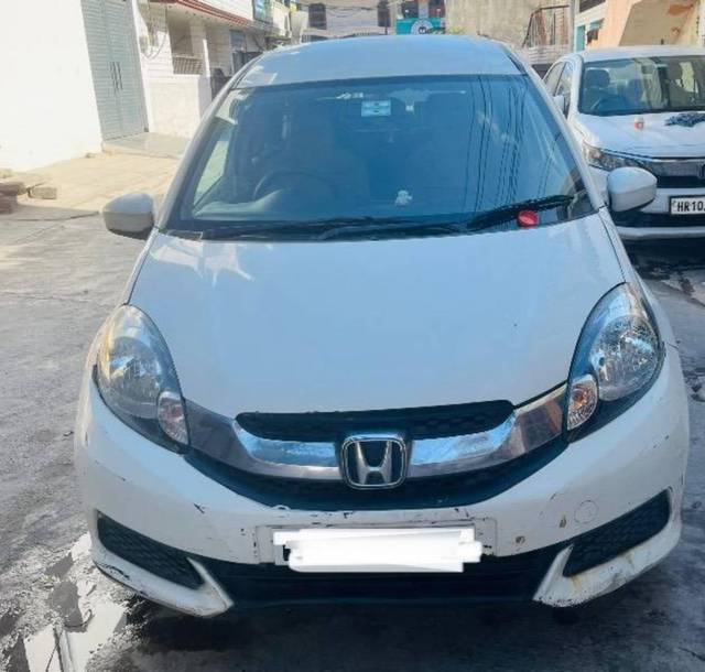 https://images10.gaadi.com/usedcar_image/4581218/original/processed_8958268b-702b-45dc-ac09-72472fd6f16b.jpeg?imwidth=6402