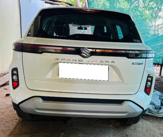 https://images10.gaadi.com/usedcar_image/4581241/original/processed_3587e383-371f-4aa8-83d7-c6e70fe25ba1.jpg?imwidth=6401