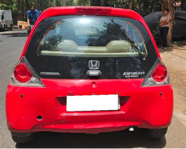 https://images10.gaadi.com/usedcar_image/4581257/original/processed_processed_fe10ef17-cb2a-4ca6-b11e-5362c0aad7dc.png?imwidth=6401