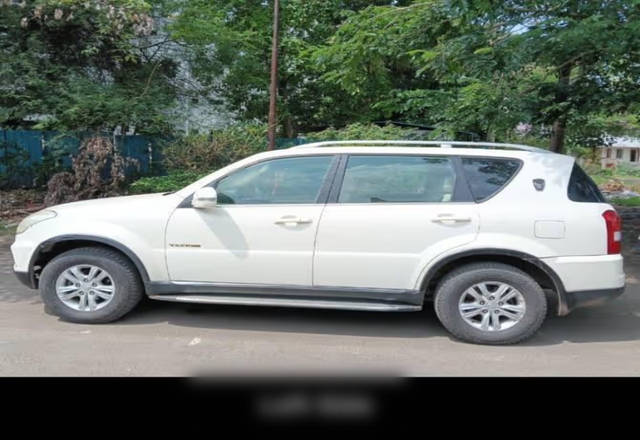 https://images10.gaadi.com/usedcar_image/4581316/original/3cdfabb2-e3f9-4824-bbab-a055c8c706fc.?imwidth=6400