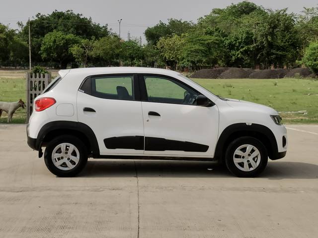 https://images10.gaadi.com/usedcar_image/4581320/original/d232b7057f7081dd128cdb737b517fde.jpg?imwidth=6401
