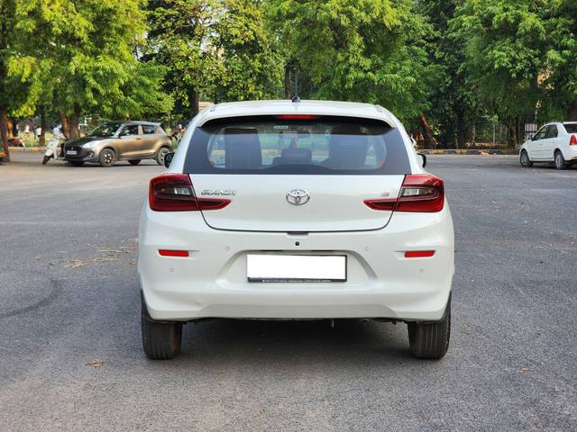 https://images10.gaadi.com/usedcar_image/4581341/original/processed_d06a64cb27978ddc2c5993c6a77e5937.jpg?imwidth=6402