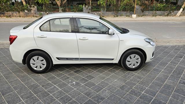 https://images10.gaadi.com/usedcar_image/4581354/original/56f585b6d58a0daebc24afa3a62ca25d.jpg?imwidth=6401