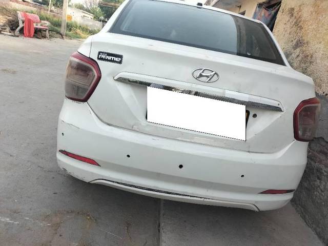 https://images10.gaadi.com/usedcar_image/4581364/original/processed_db403d11-1f9d-49f5-9877-b36b6965b5fb.jpg?imwidth=6401