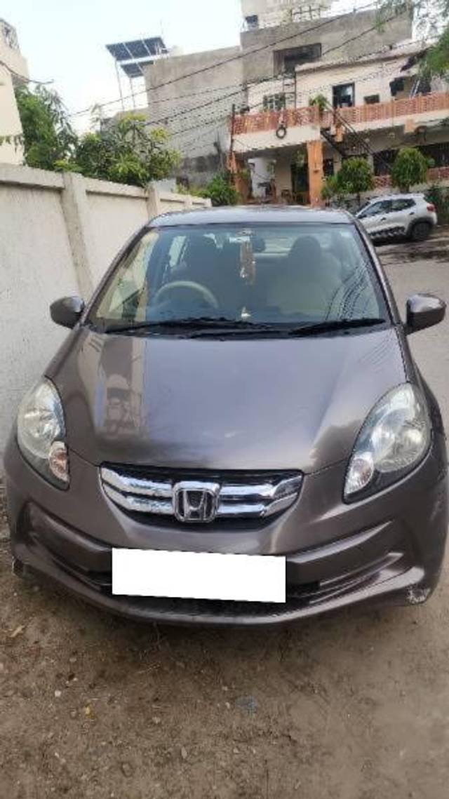 https://images10.gaadi.com/usedcar_image/4581379/original/processed_1c9cf1c6-051b-4308-8cbf-98a8a16966d0.jpg?imwidth=6400
