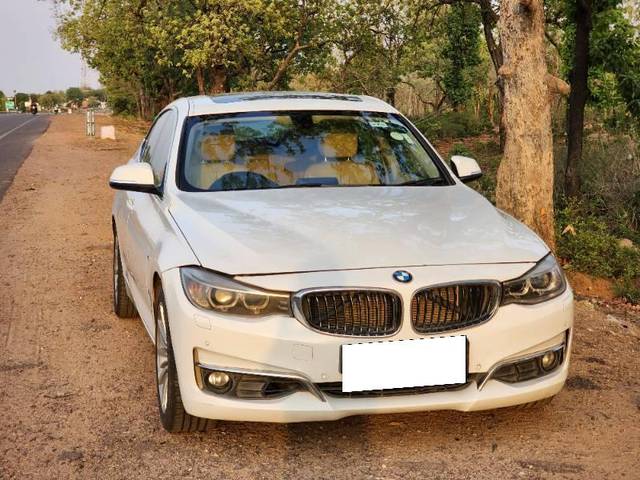 https://images10.gaadi.com/usedcar_image/4581428/original/processed_21db4346-e319-4b03-bff0-2869b82bcec6.jpg?imwidth=6402