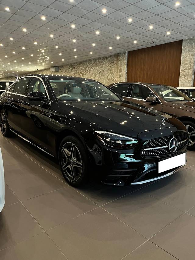 https://images10.gaadi.com/usedcar_image/4581468/original/processed_3fe098e71ef6026bae33f7ad7a4a3ad0.jpg?imwidth=6400