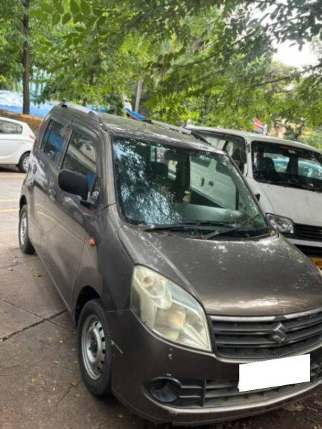 https://images10.gaadi.com/usedcar_image/4581471/original/processed_e780050a-38ff-43a3-b3df-085eaa56927f.jpg?imwidth=6400