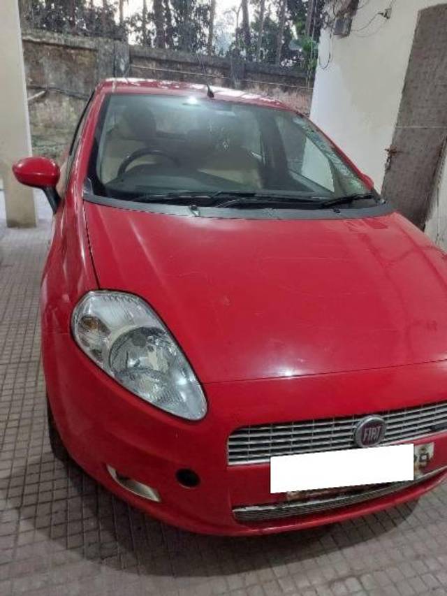 https://images10.gaadi.com/usedcar_image/4581482/original/processed_68979a8f-e44d-41c7-b254-1b1bb9bcfeac.jpg?imwidth=6401