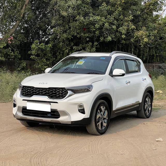 https://images10.gaadi.com/usedcar_image/4581498/original/processed_352049f188883e08198159e7283fb93f.jpg?imwidth=6400