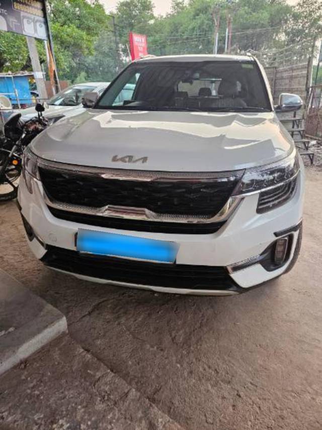 https://images10.gaadi.com/usedcar_image/4581513/original/processed_3e4b1073-5c14-4ad5-a161-b2e3d178d600.jpg?imwidth=6400
