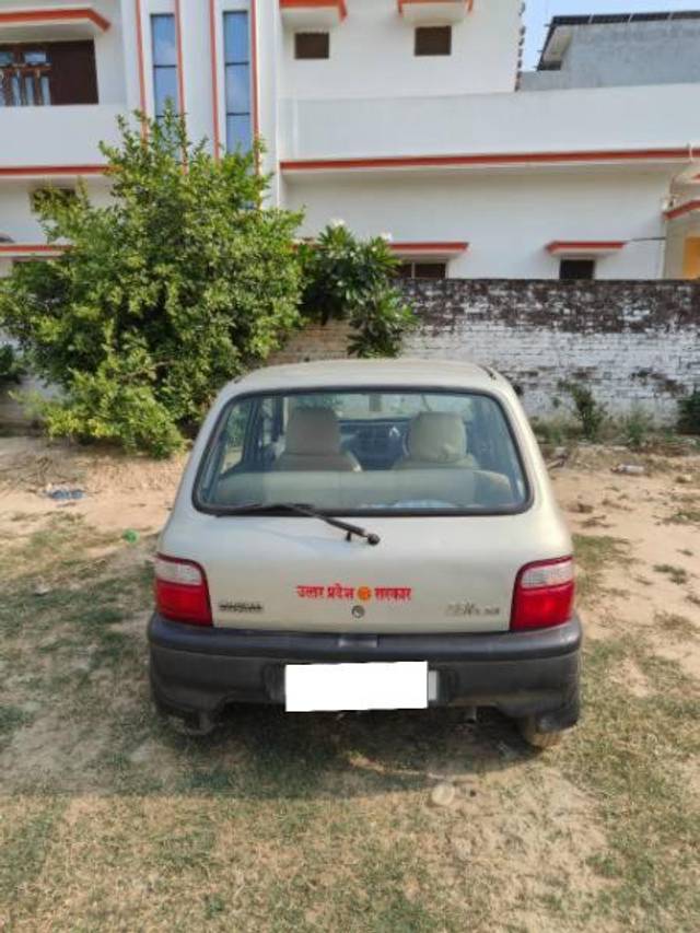 https://images10.gaadi.com/usedcar_image/4581547/original/processed_7ce7a7e7-978a-4c47-b2a2-2230299bbbb9.jpg?imwidth=6401