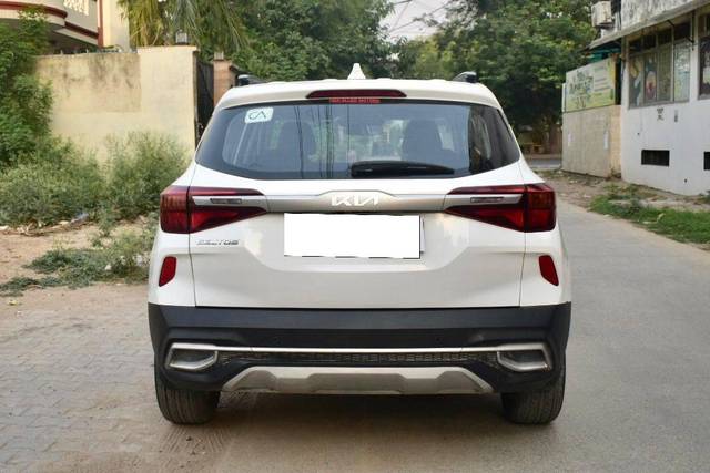 https://images10.gaadi.com/usedcar_image/4581565/original/processed_faabe9862e55824d710344fe548b0bf0.jpg?imwidth=6401
