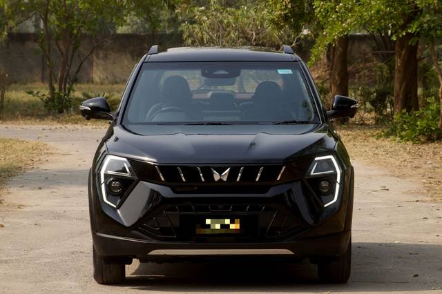 https://images10.gaadi.com/usedcar_image/4581582/original/e7db97bb2b0b1b35fed678a6bff8dea5.jpg?imwidth=6400