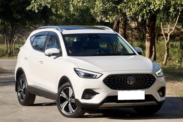 https://images10.gaadi.com/usedcar_image/4581598/original/processed_e9d1699de81c84db128135428c1759fc.jpg?imwidth=6400