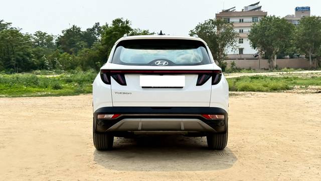 https://images10.gaadi.com/usedcar_image/4581603/original/processed_bf4baed5cfd23b6e3296dd6939cc05ea.JPG?imwidth=6402