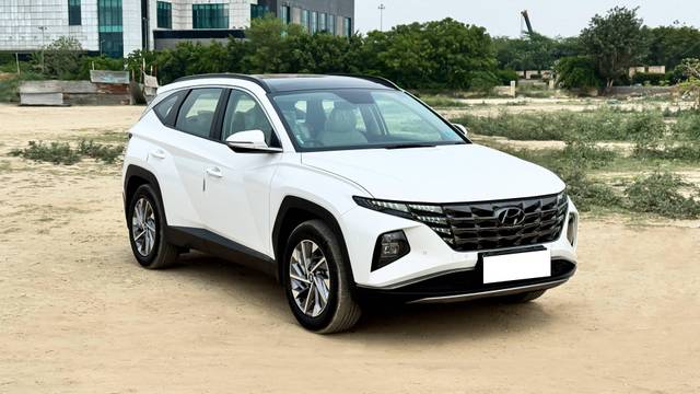 https://images10.gaadi.com/usedcar_image/4581603/original/processed_dcf8460bcc20bfeb3638e2b857d4192e.JPG?imwidth=6400