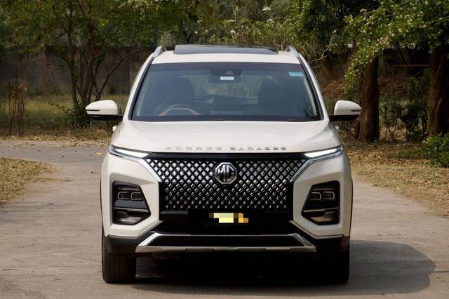 https://images10.gaadi.com/usedcar_image/4581604/original/processed_531e70cbfbe889e9e137687479bff445.jpg?imwidth=6400