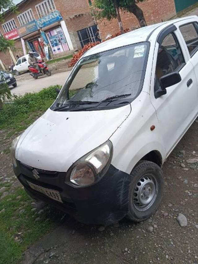 https://images10.gaadi.com/usedcar_image/4581609/original/processed_f8df75dc-7bd9-4bde-ac0f-f686ce06b087.jpg?imwidth=6402