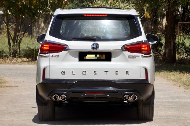 https://images10.gaadi.com/usedcar_image/4581610/original/11d60075de6712b70528aef032b6fad9.jpg?imwidth=6402