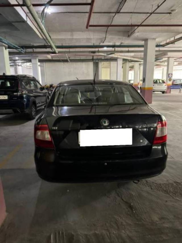 https://images10.gaadi.com/usedcar_image/4581641/original/processed_338a7465-839a-4ff4-a159-3fad996f5021.jpg?imwidth=6401