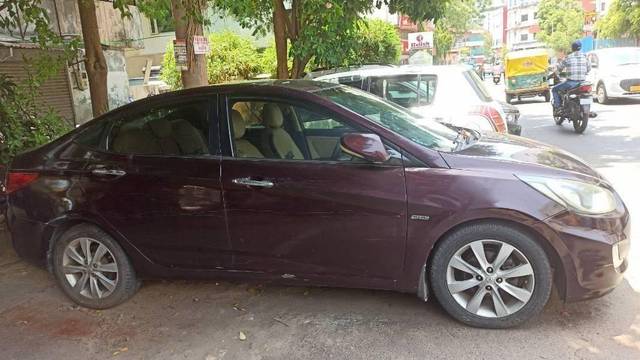 https://images10.gaadi.com/usedcar_image/4581656/original/processed_processed_0710ceca-1359-4bcd-a053-f65a93a27042.jpg?imwidth=6400