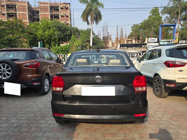 https://images10.gaadi.com/usedcar_image/4581757/original/processed_1630af3868395c6a6db29f5a0e7267be.jpg?imwidth=6402