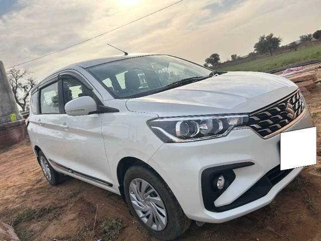 https://images10.gaadi.com/usedcar_image/4581764/original/processed_1343ece5-9e12-47c6-8835-6afae82f14ef.jpg?imwidth=6400
