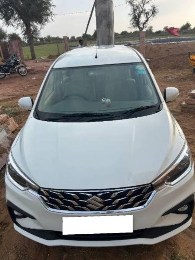 https://images10.gaadi.com/usedcar_image/4581764/original/processed_bdd66d83-4813-46cd-894b-ac6491ba4f27.jpg?imwidth=6402