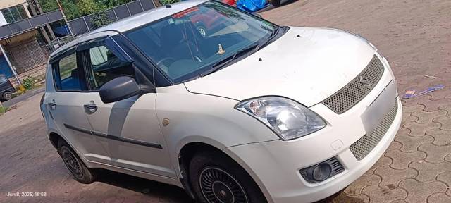 https://images10.gaadi.com/usedcar_image/4581844/original/processed_ba9ef314-10ec-4639-9995-a5ea7a0caef6.jpg?imwidth=6400