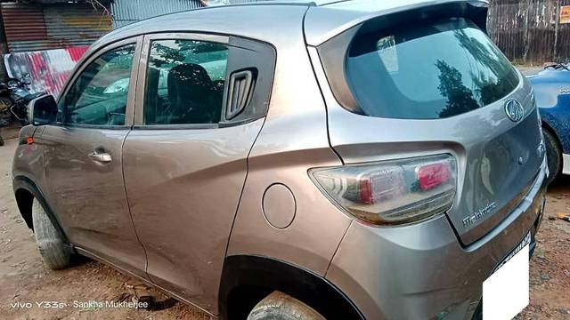 https://images10.gaadi.com/usedcar_image/4581857/original/processed_10b18608-2df6-467a-bbd0-92784b47dab2.jpg?imwidth=6402