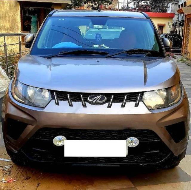 https://images10.gaadi.com/usedcar_image/4581857/original/processed_49aac8dc-60b1-4145-b67c-c029da5a2c77.jpg?imwidth=6402