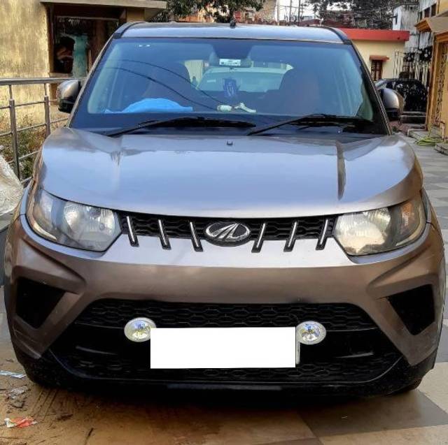 https://images10.gaadi.com/usedcar_image/4581857/original/processed_bc327042-baff-4186-a922-0817102aeea1.jpg?imwidth=6400