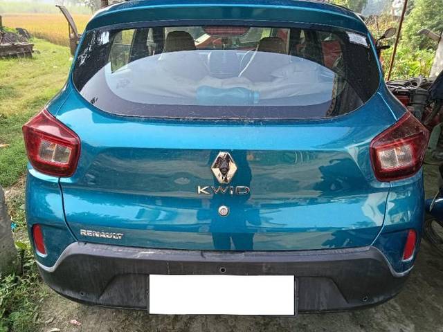 https://images10.gaadi.com/usedcar_image/4581860/original/processed_bf47e2ec-9dde-415e-b4f2-f0e6b1e04296.jpg?imwidth=6401
