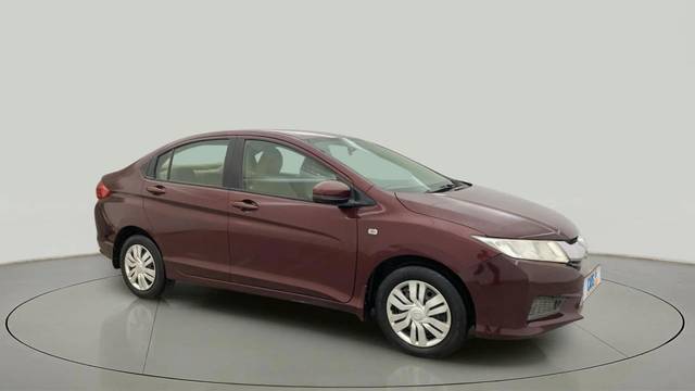 https://images10.gaadi.com/usedcar_image/4581861/original/af712db4320bf85c4f9cc2189418ca9d.jpg?imwidth=6400