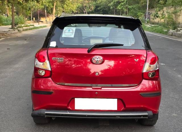 https://images10.gaadi.com/usedcar_image/4581929/original/processed_df3cabccdd60a8fffd4a37afecd7eb77.jpg?imwidth=6402