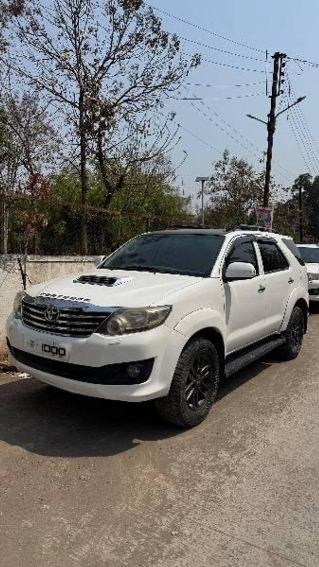 https://images10.gaadi.com/usedcar_image/4581984/original/processed_7252a054-2290-4da5-90ae-c00e64d68795.jpeg?imwidth=6400