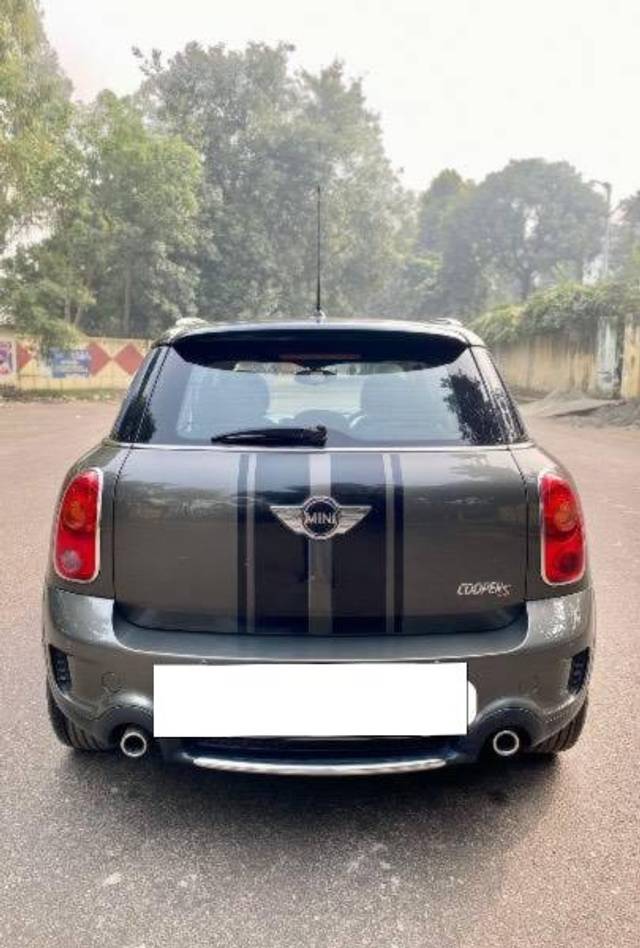 https://images10.gaadi.com/usedcar_image/4582042/original/processed_346de67d-e3f2-461c-8b2e-47258f53fdb6.jpeg?imwidth=6401