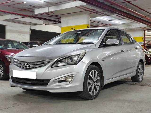 https://images10.gaadi.com/usedcar_image/4582078/original/processed_ec5bbcfff66b42b8029313523ca762a4.jpg?imwidth=6402