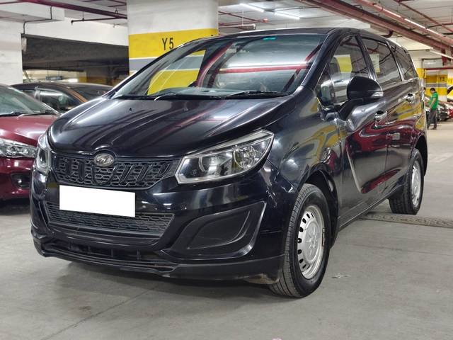 https://images10.gaadi.com/usedcar_image/4582079/original/processed_2b4350b905fc85c9f14ca1e3085978a9.jpg?imwidth=6402