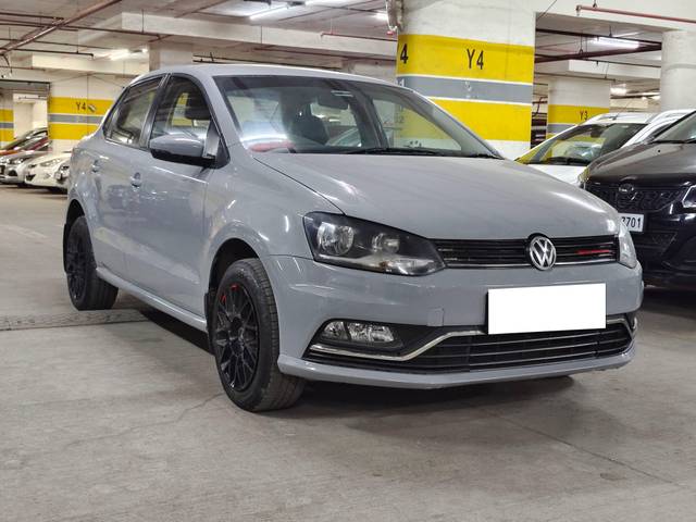https://images10.gaadi.com/usedcar_image/4582082/original/processed_5a84a0b1d7735c56da50adbf16dcc7de.jpg?imwidth=6400