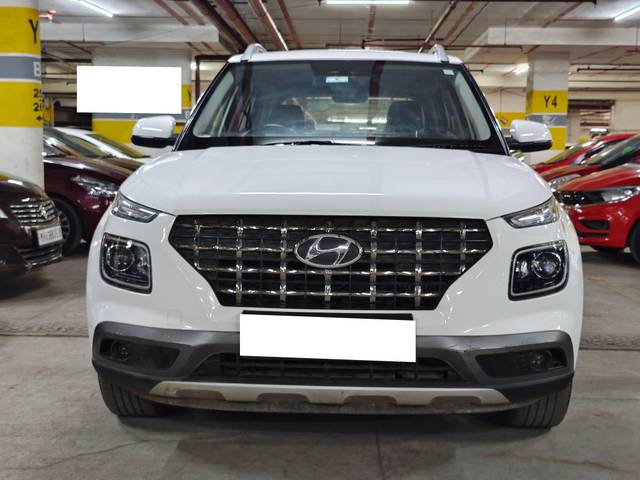 https://images10.gaadi.com/usedcar_image/4582084/original/processed_8c198772476b588b35358ca6b73001e1.jpg?imwidth=6401