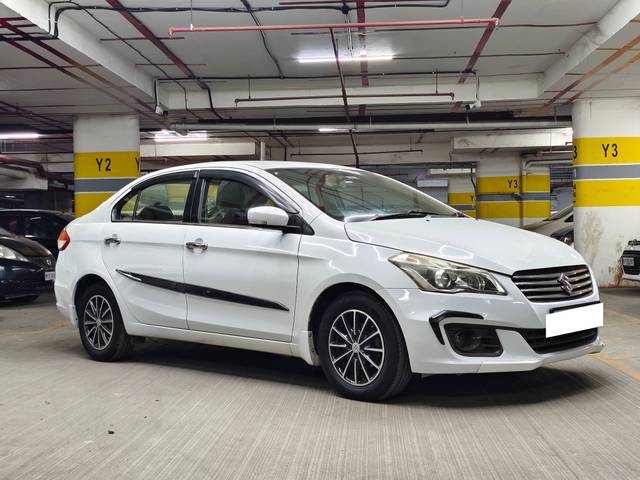 https://images10.gaadi.com/usedcar_image/4582089/original/processed_e56e1aea365414fc8f5e6795dc6ddd25.jpg?imwidth=6400