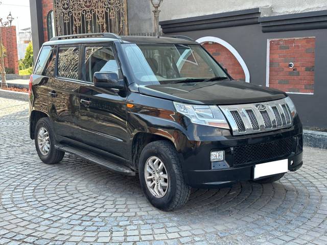 https://images10.gaadi.com/usedcar_image/4582096/original/processed_8a9f393c4db87772b49e54400bfa805c.jpeg?imwidth=6400